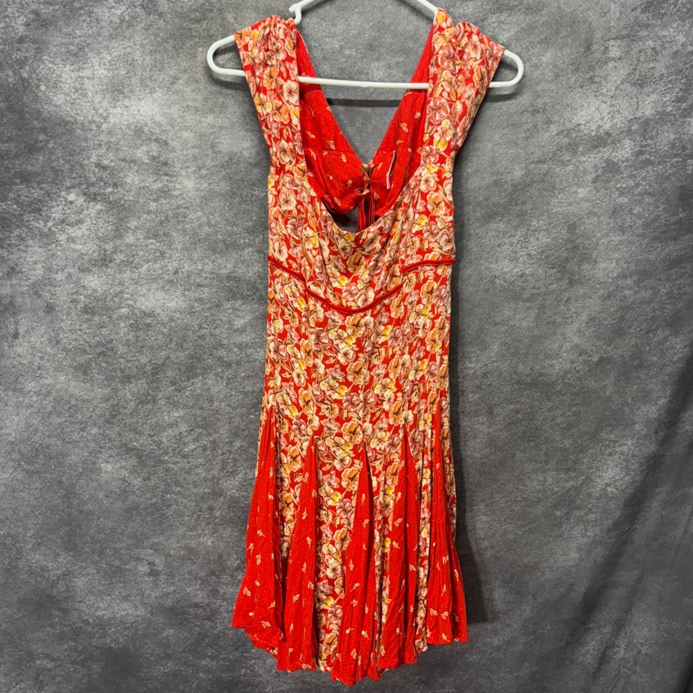 Free People Ponderosa Mini Dress Size M Red Floral Babydoll Lace Up Cut Out Back - Picture 3 of 12
